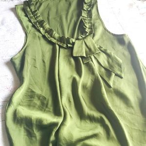 Women’s sleeveless forest green blouse